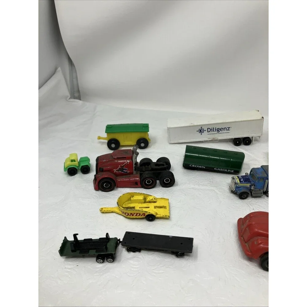 VTG DieCast Metal Plastic Vehicles Trucks Trailers Semi Gasoline Transport Lot